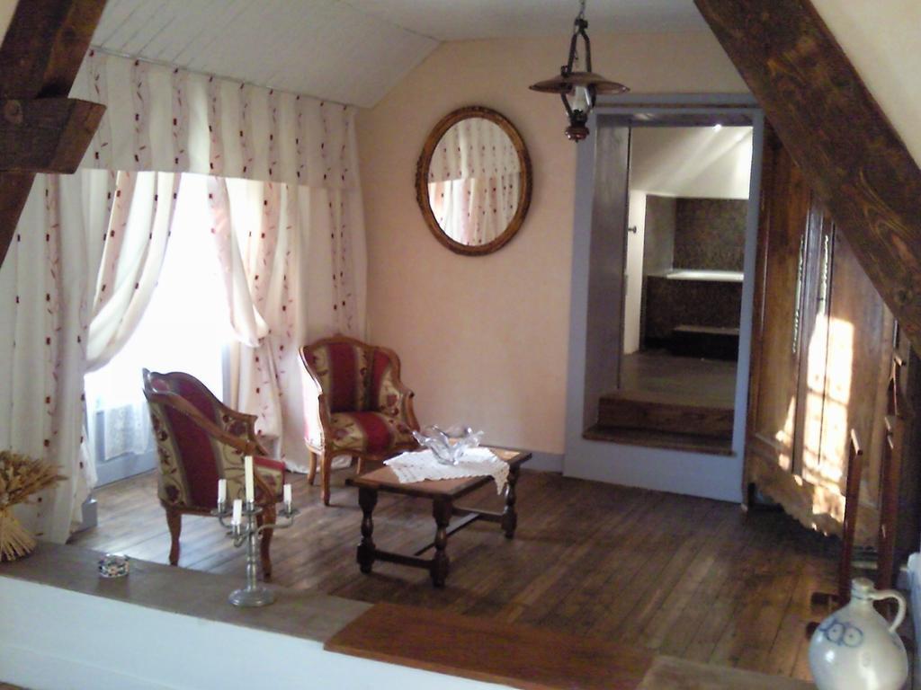 Le Chateau De Prauthoy Pokoj fotografie